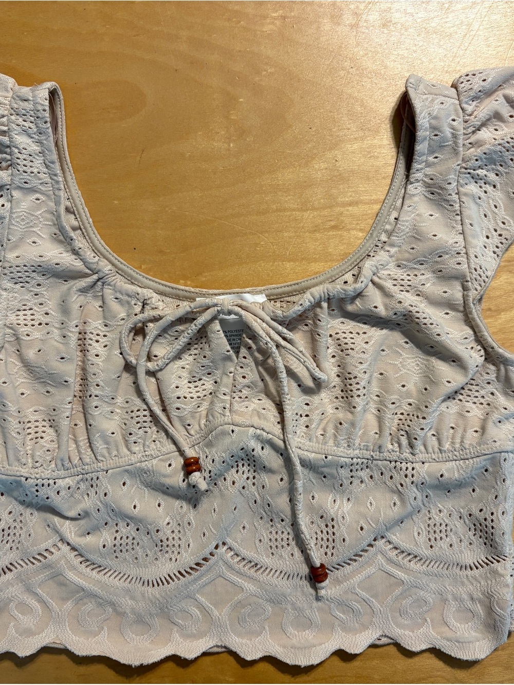 #98 - MUST GO! Urban Romantics Tan Eyelet Lace Crop Top with Tie - size Small